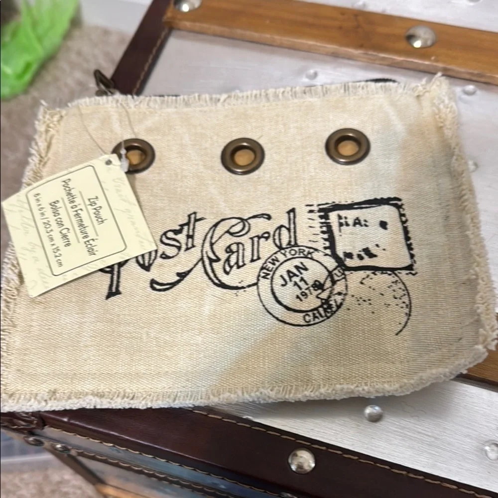 Vintage-Inspired Beige Postcard Pouch